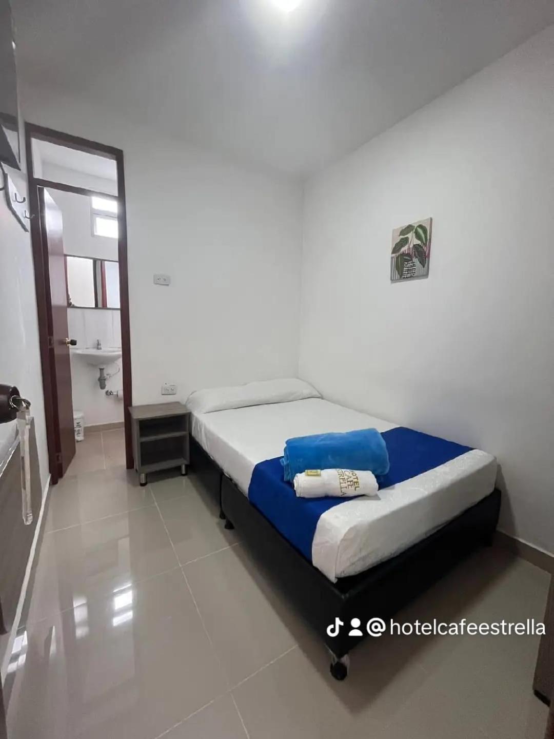 Hotel Cafe Estrella Armenia  Dış mekan fotoğraf