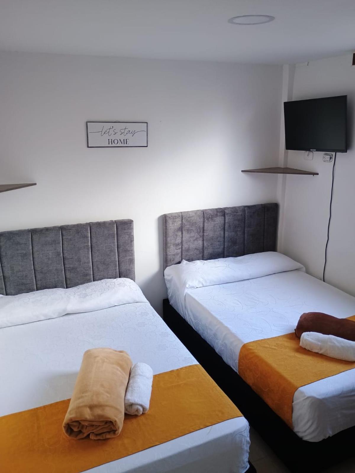 Hotel Cafe Estrella Armenia  Dış mekan fotoğraf